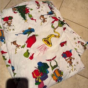 Pottery Barn Kids Dr. Seuss Holiday queen * FLAT* sheet only
